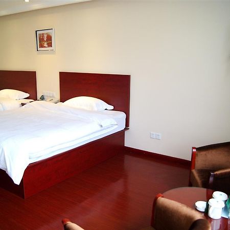 Longtang Greentree Inn Anhui Hefei Heyu Rd. Dayun City Express Hotel מראה חיצוני תמונה