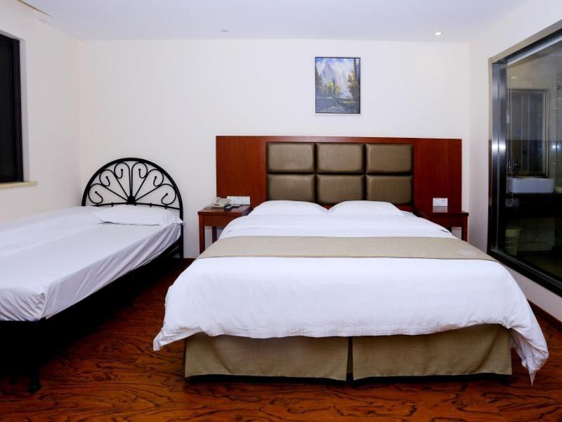Longtang Greentree Inn Anhui Hefei Heyu Rd. Dayun City Express Hotel מראה חיצוני תמונה
